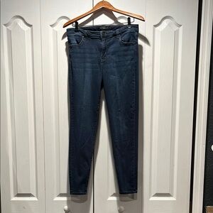 Liverpool Dynasty Dark  Ankle Skinny Jeans size 12/31